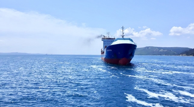 136 metrelik gemi Çanakkale'de arızalandı