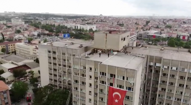 İstanbul Üniversitesi Tıp Fakültesi'nde yangın paniği