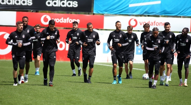 Beşiktaş 5 Temmuz'da top başı yapıyor