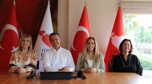 TDP Genel Başkanı Sarıgül: "Dr. Özlem Türeci ve Dr. Uğur Şahin'e devlet nişanı verelim"