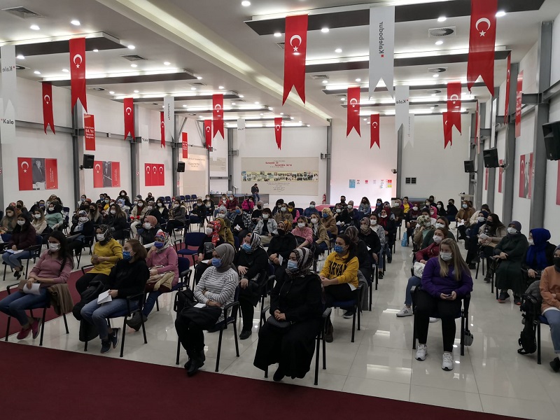 ÇAN'DA 116 KADIN SERAMİK İŞÇİSİ İŞBAŞI EĞİTİM PROGRAMINA BAŞLADI