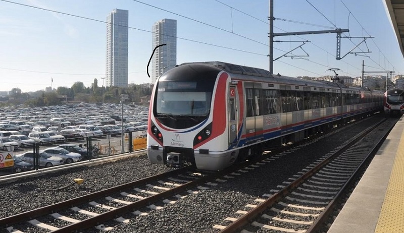 İSTANBULLULAR MARMARAY'I SEVDİ, 700 MİLYON KİŞİ MARMARAY İLE SEYAHAT ETTİ