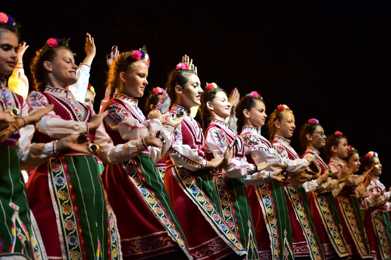 Uluslararası Troya Halk Dansları ve Müzik Festivali Başladı