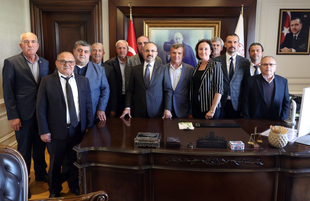 Eceabat ve Gökçeada muhtarları Turan'ı ziyaret etti