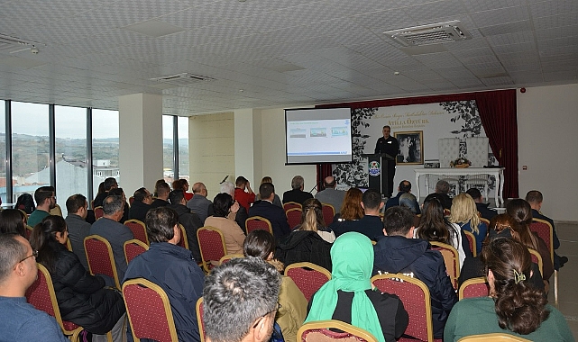 Lapseki'de afet semineri