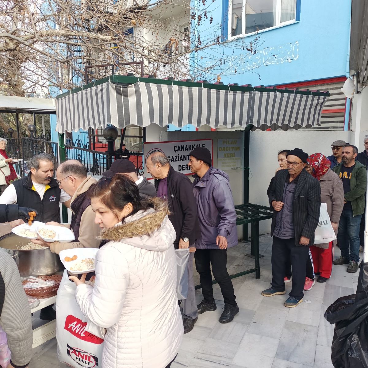 25 Aralık, Gaziantep'in kuruluşunu ve kahramanlık destanını, fedakarlığını ve direniş ruhunu hatırlatan özel bir gündür.